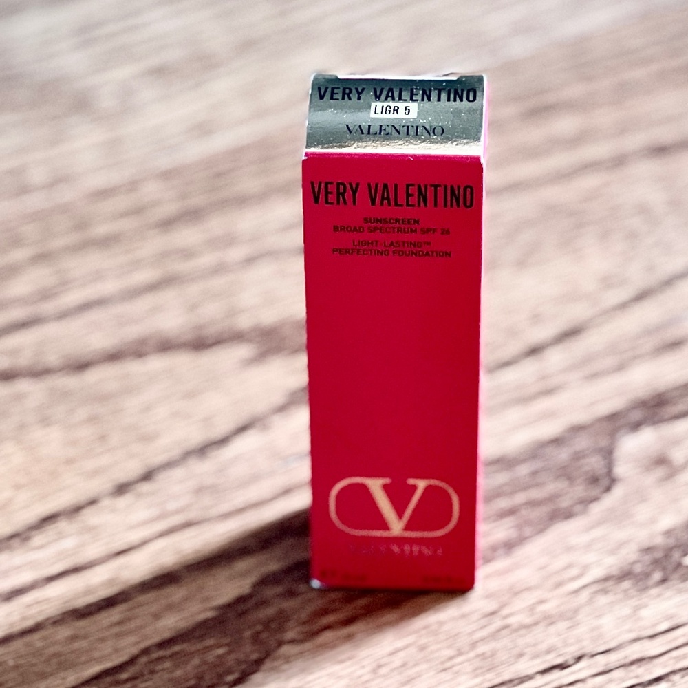 Valentino Light Lasting Perfecting Foundation